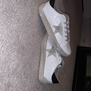 Golden Goose Superstar distressed-finish sneakers